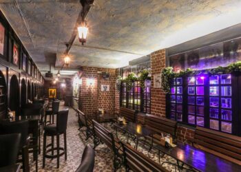 Set yourself up for success with a productive coworking space at The Boozy Griffin Marathahalli