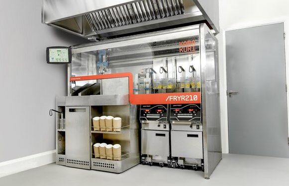 Japan’s Karakuri Automates Restaurant Fry Lines With New Tech ‘FRYR210’