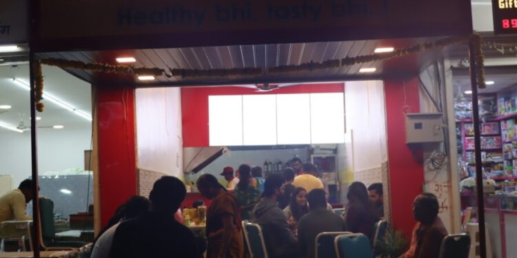 Sandwich Express Aims 100 More Outlets Across India