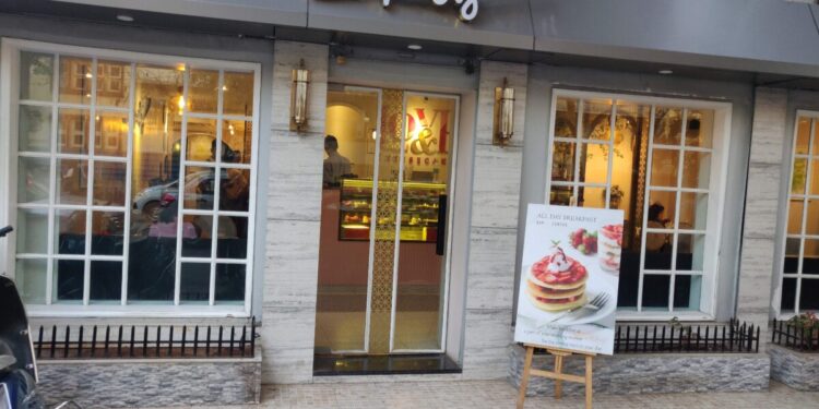 Poetry by Love & Cheesecake will open nine stores this year