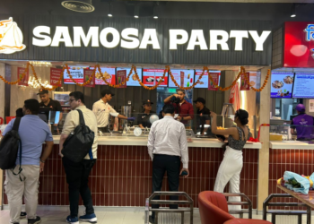 In Noida, Samosa Party opens a new dine-in location in Advant Navis Business Park.